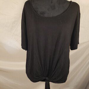 Cha Cha Vente Women's Black Tie-Back Top - 1X